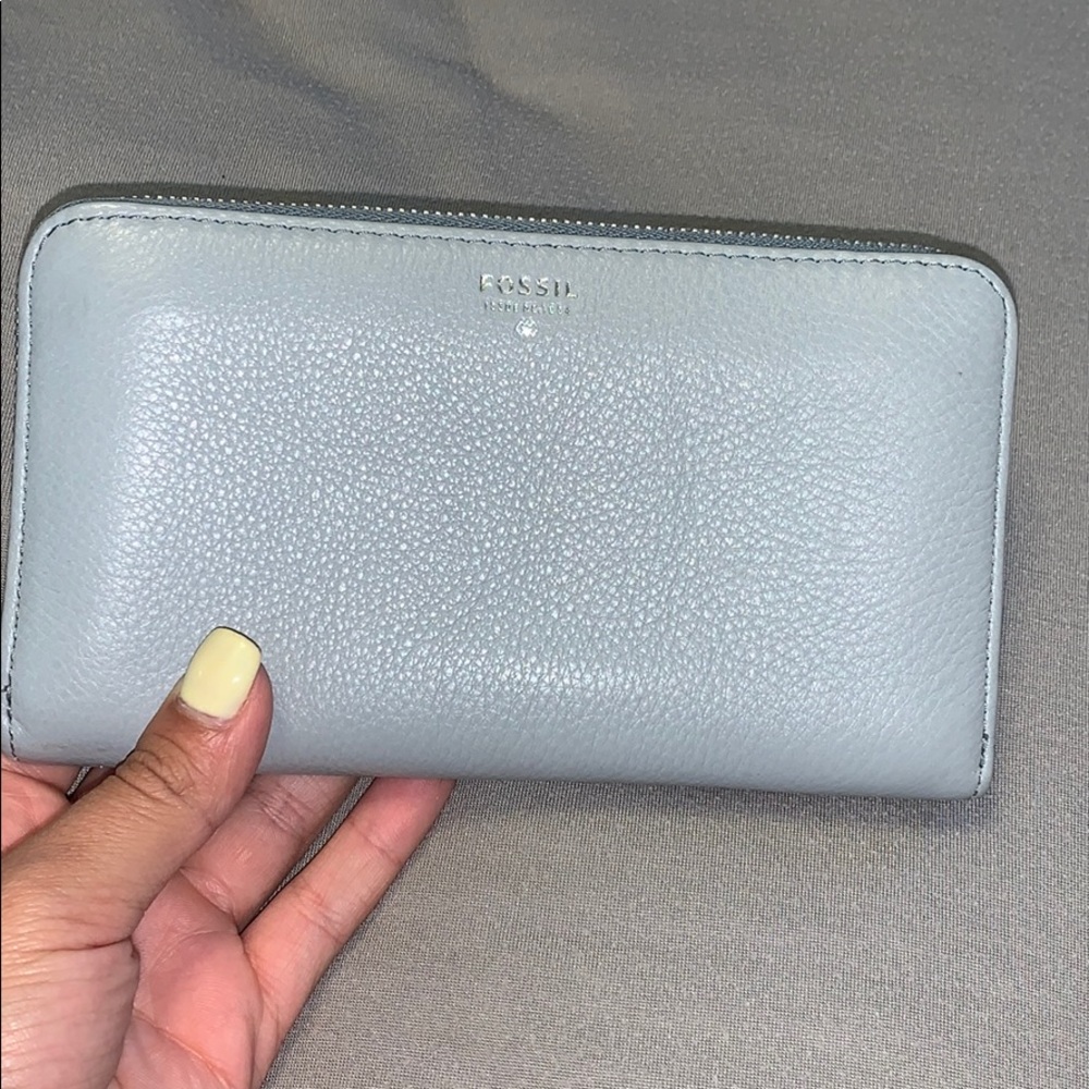 Light grey/blue fossil wallet